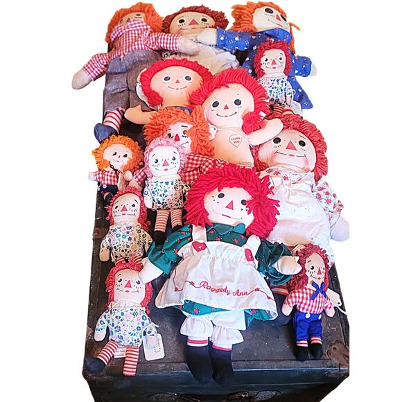 14 Vintage Raggedy Ann & Andy Dolls Plus 2 Books About Them Box Lot - Picture 5 of 15